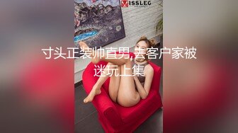 谁说不能黑白配 这就是被操到合不拢嘴 直接大吃一精 视觉感很震撼 完美的肉体结合