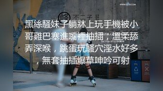 美景优美 你们只知道少妇走光了 其实她的快乐你们不懂 就是风小了一些 买芒果少妇到底穿还是没穿内内