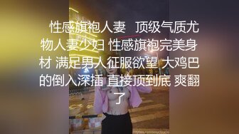 大神旅游景区一路走一路抄底众多的美女少妇眼界大开 (7)