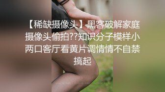  好疯狂的农村4P两个大叔还外加个宝刀未老的大爷加入边玩还拍照留念完整版首次流出