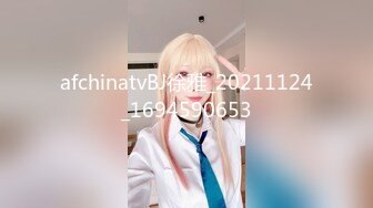 【新片速遞】&nbsp;&nbsp;高颜值清纯美眉 趁爸妈不在家 偷偷脱衣服玩自拍 小贫乳 多毛鲍鱼 这是要发给谁呢[99MB/MP4/01:42]