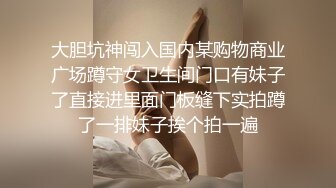 又一女神降临！撸点极高，绝对让你眼前一亮的【168CM完美身材御姐】黑丝美腿一字马