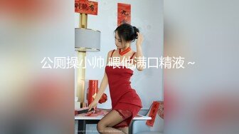 清纯小妹秒变淫荡欲女，露脸诱惑狼友撩骚脱光了自慰骚穴，道具抽插干净的逼逼特写